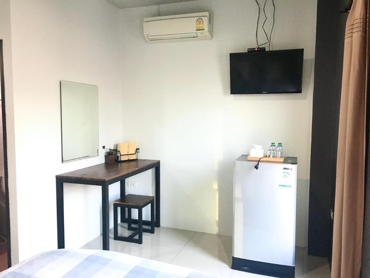 The Room Apartment 素叻他尼 外观 照片