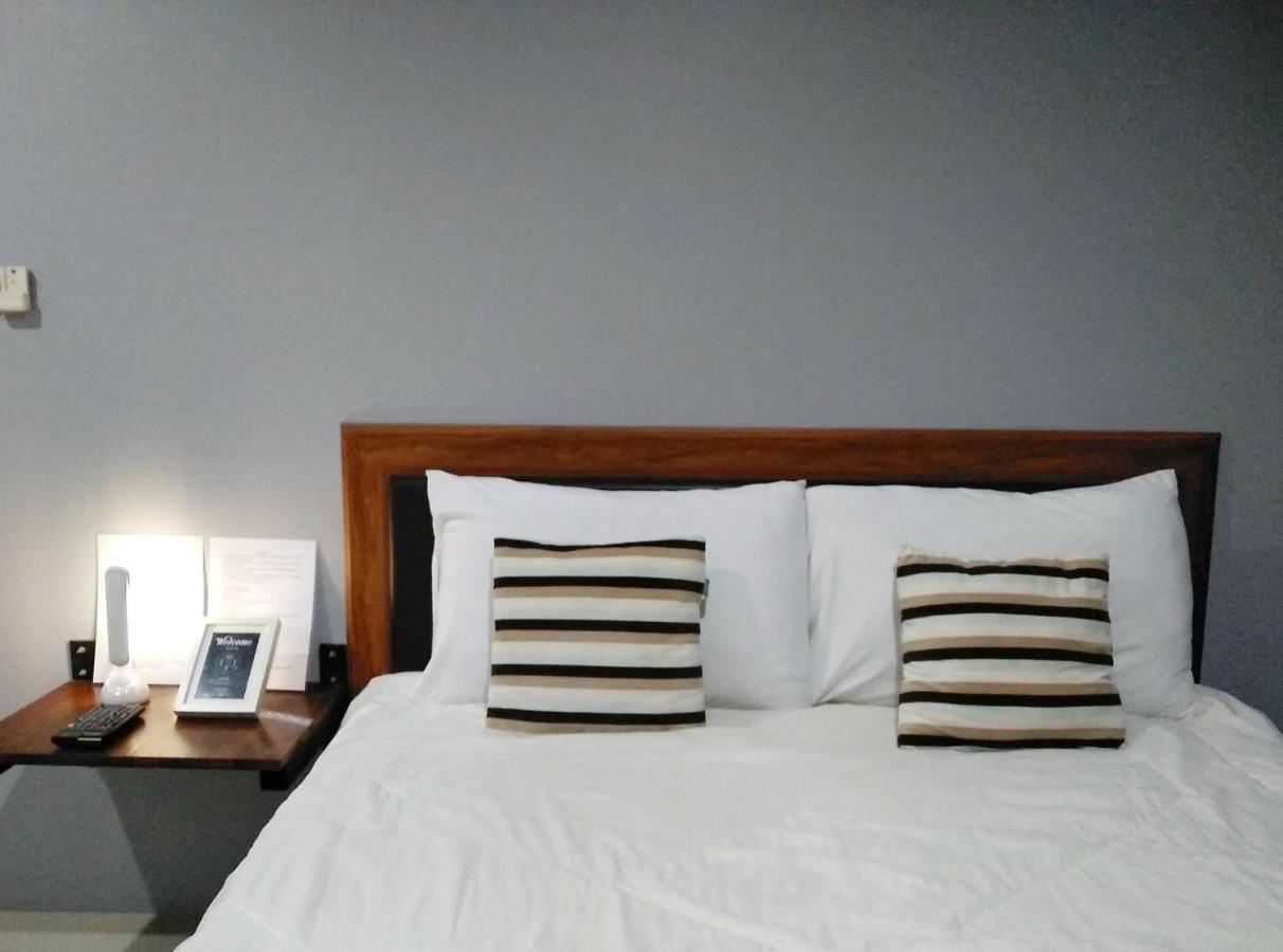 The Room Apartment 素叻他尼 外观 照片