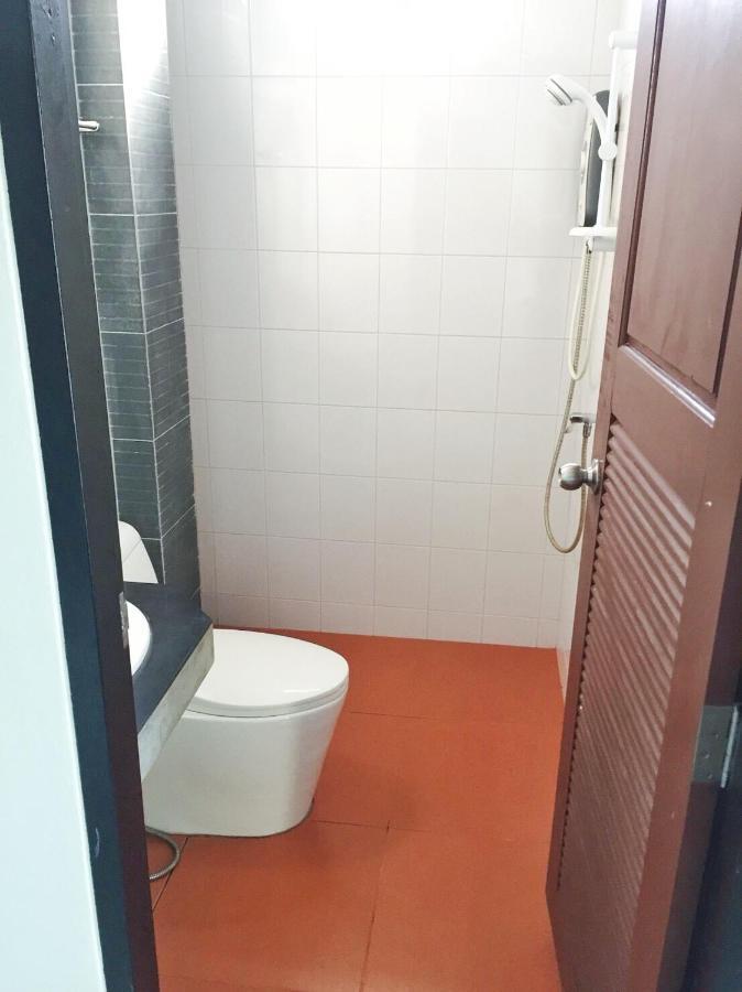 The Room Apartment 素叻他尼 外观 照片