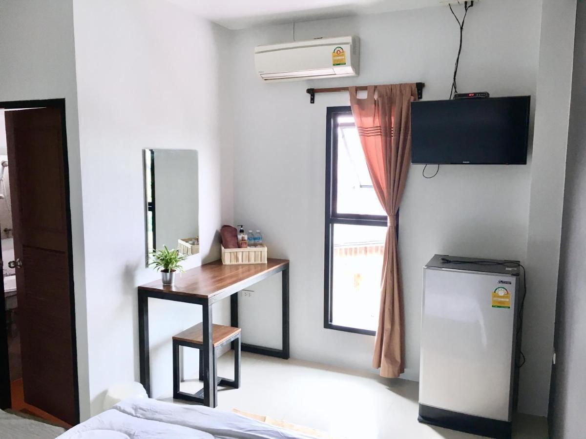 The Room Apartment 素叻他尼 外观 照片